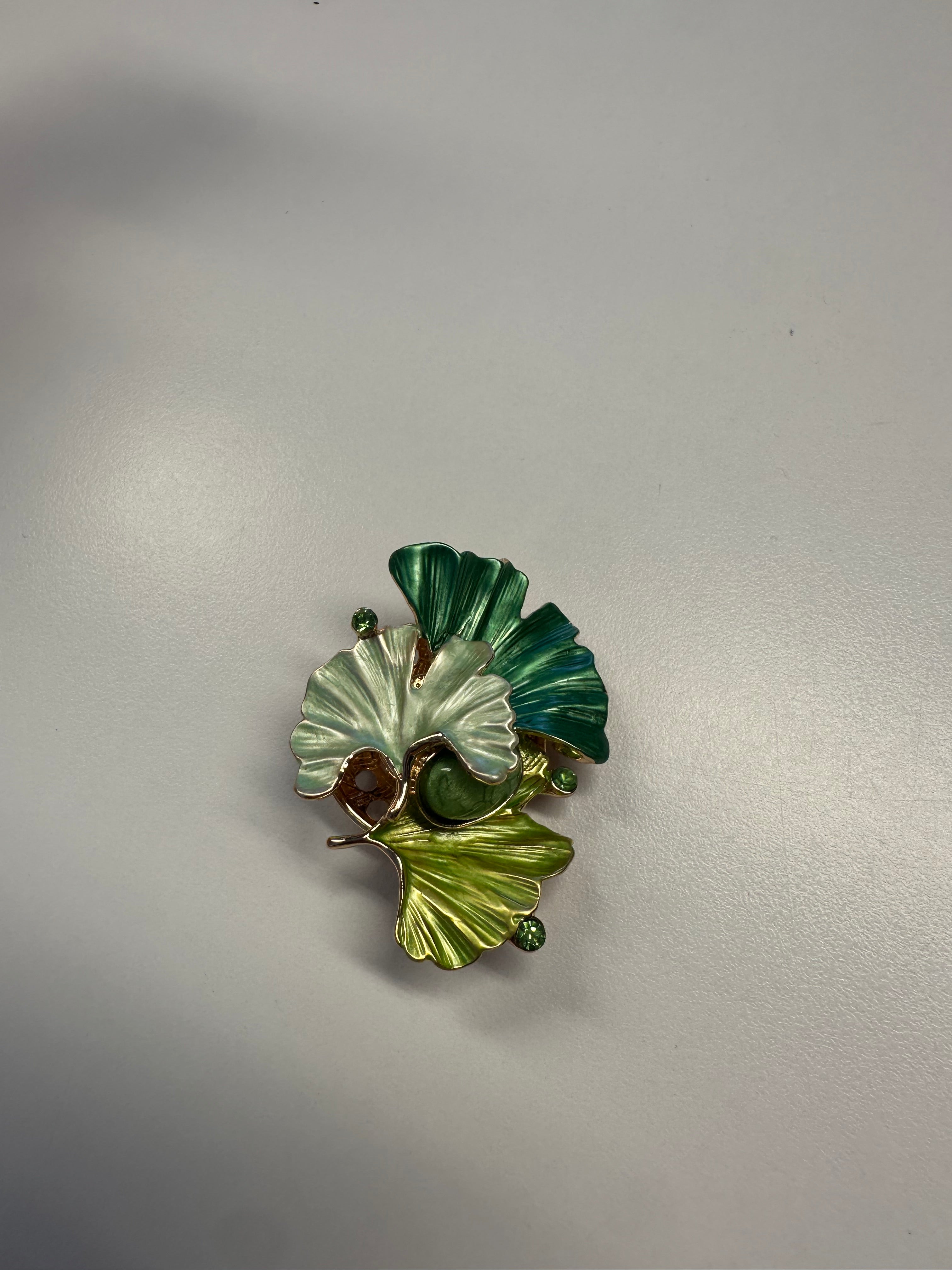 Broche grand format