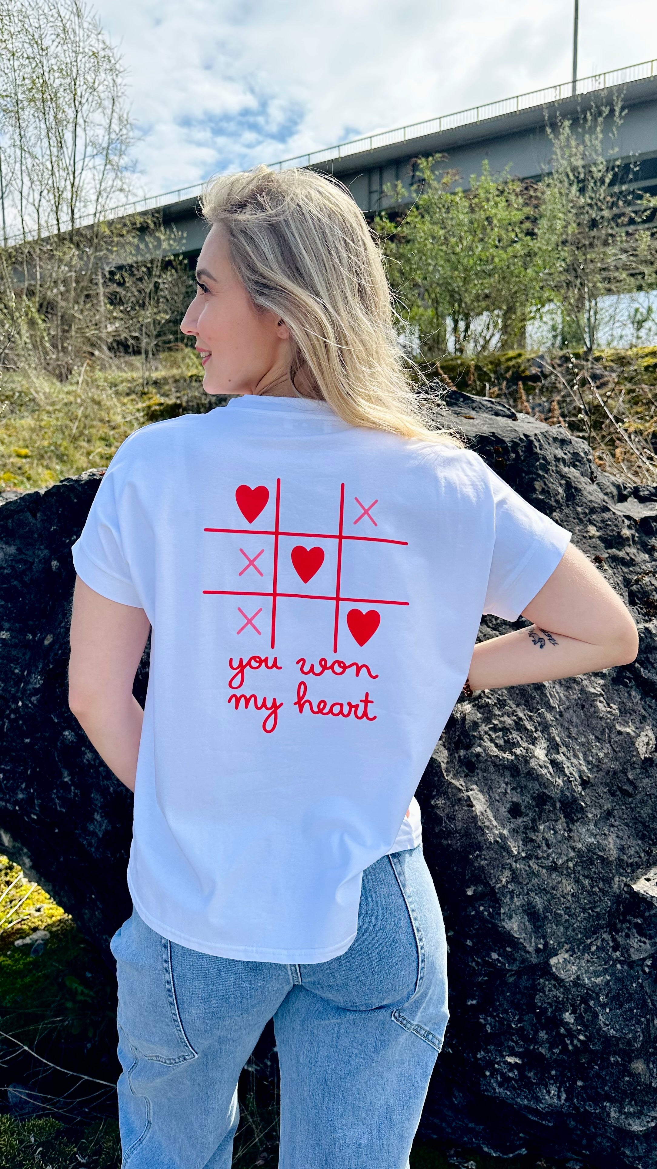 T-shirts femme oversize motifs cœurs – plusieurs modèles – Boutique RENA Belgique