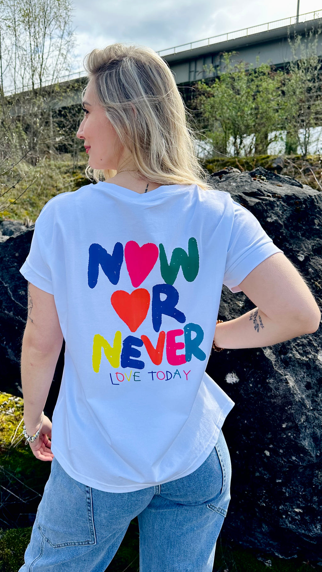 T-shirts femme oversize imprimés – plusieurs modèles – Boutique RENA Belgique