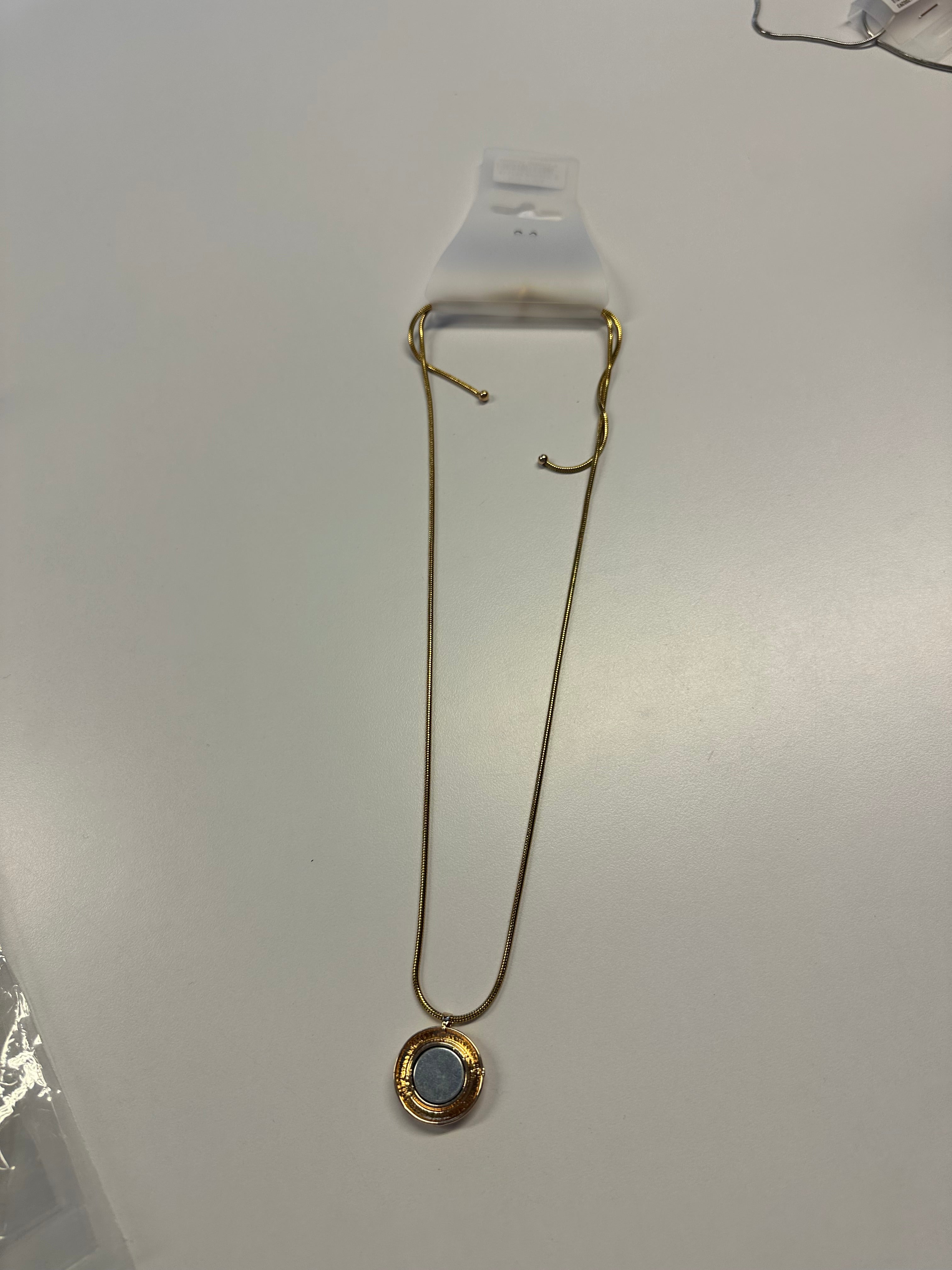 Collier aimanté (compatible broche)