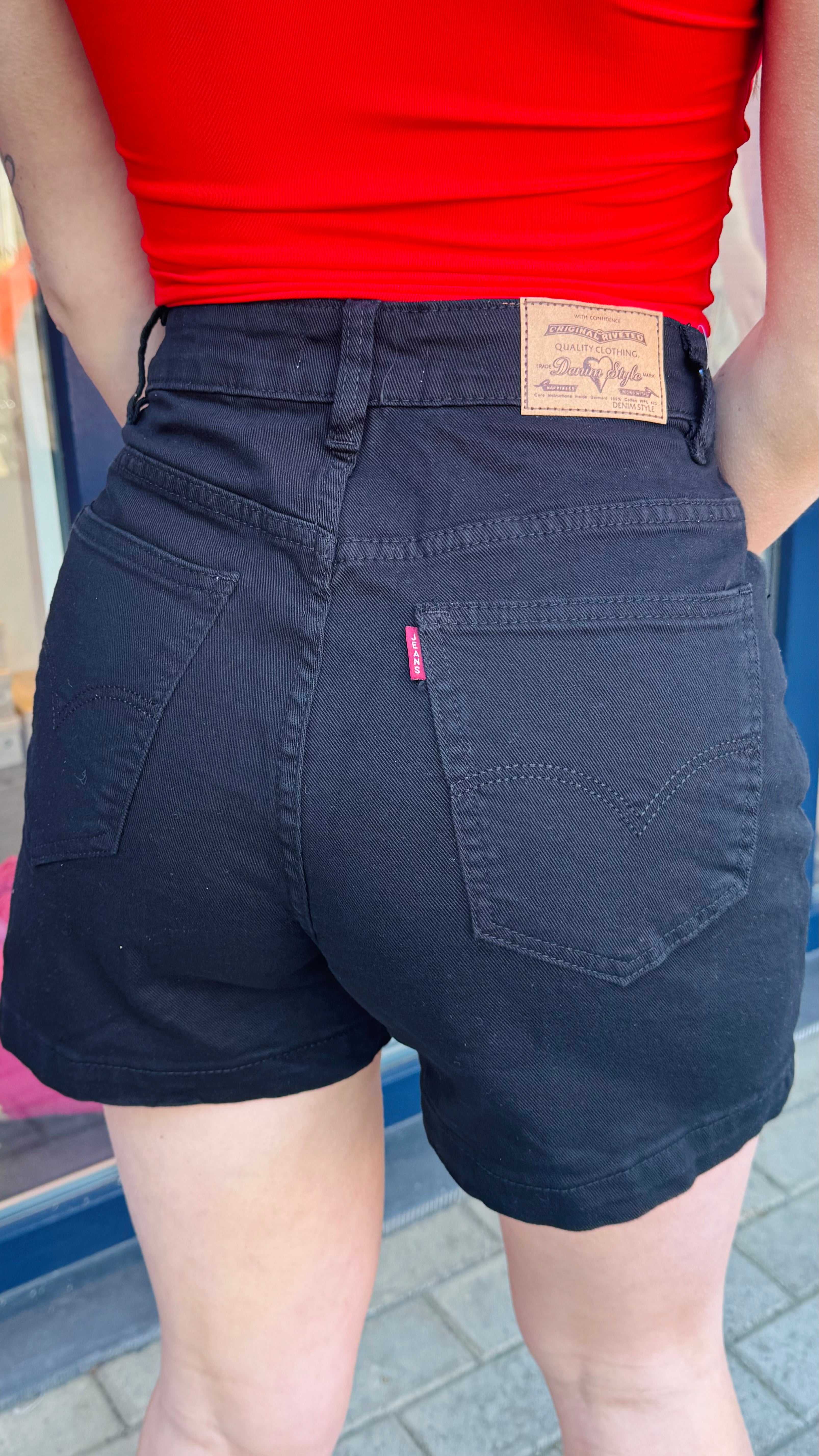 Short Louise
