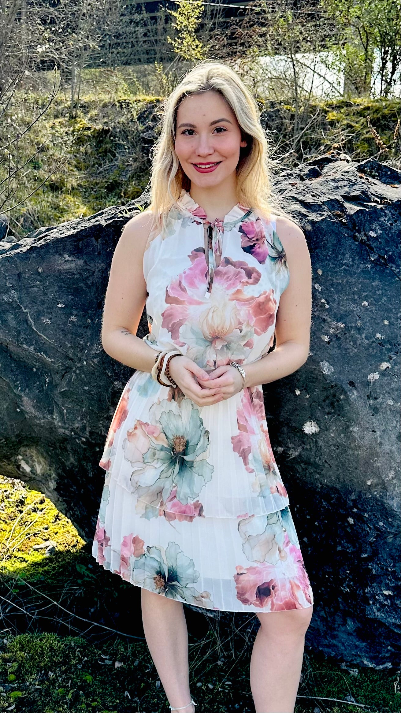 Robe femme fleurie fluide – taille unique – Boutique RENA Belgique