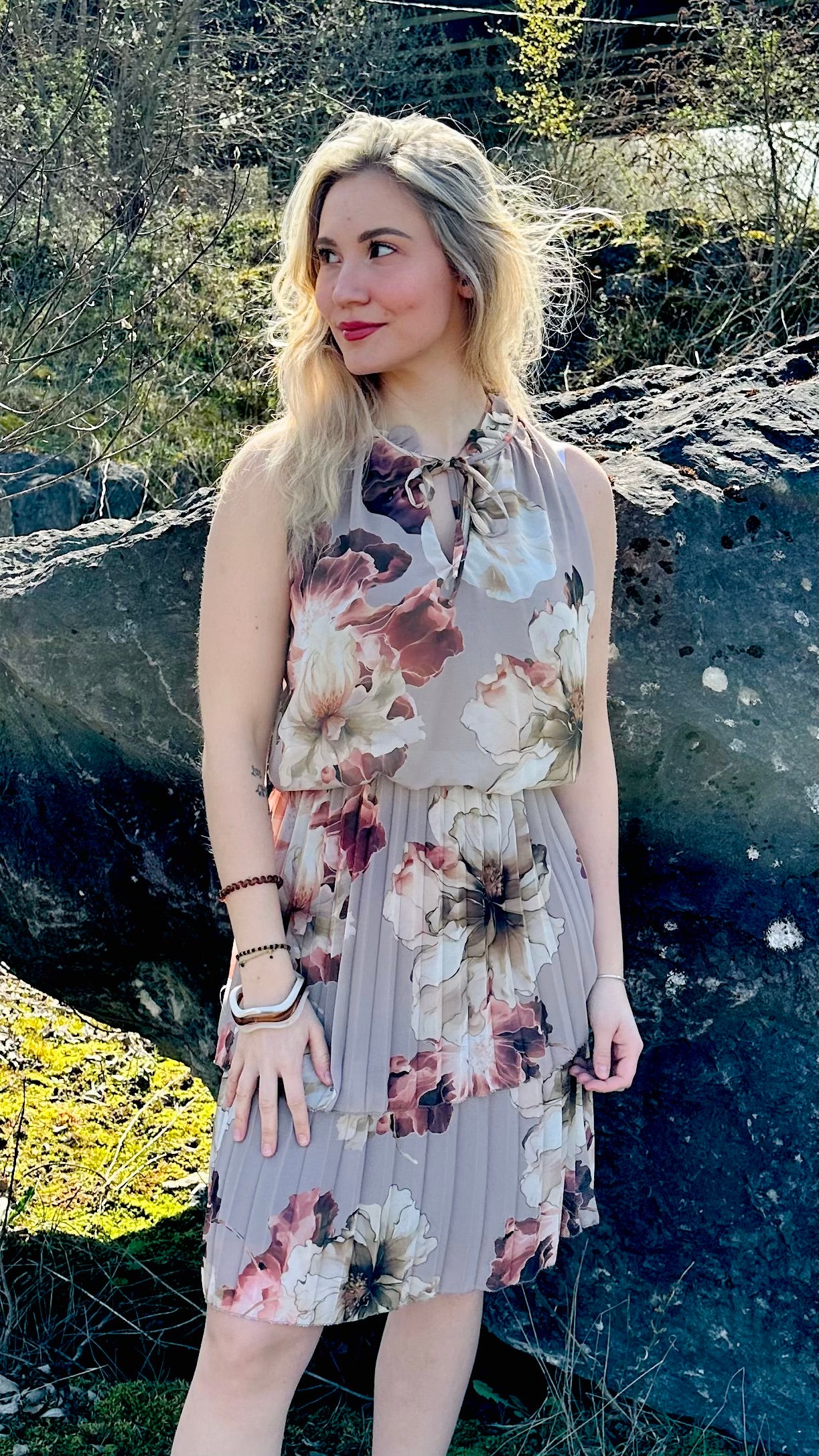 Robe femme fleurie fluide – taille unique – Boutique RENA Belgique