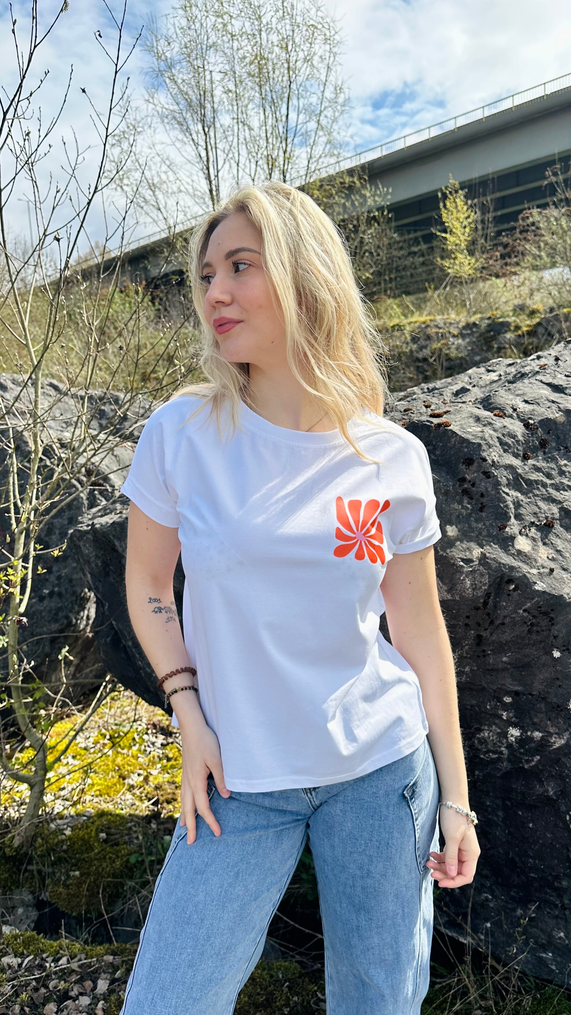 T-shirts femme oversize imprimés – plusieurs modèles – Boutique RENA Belgique