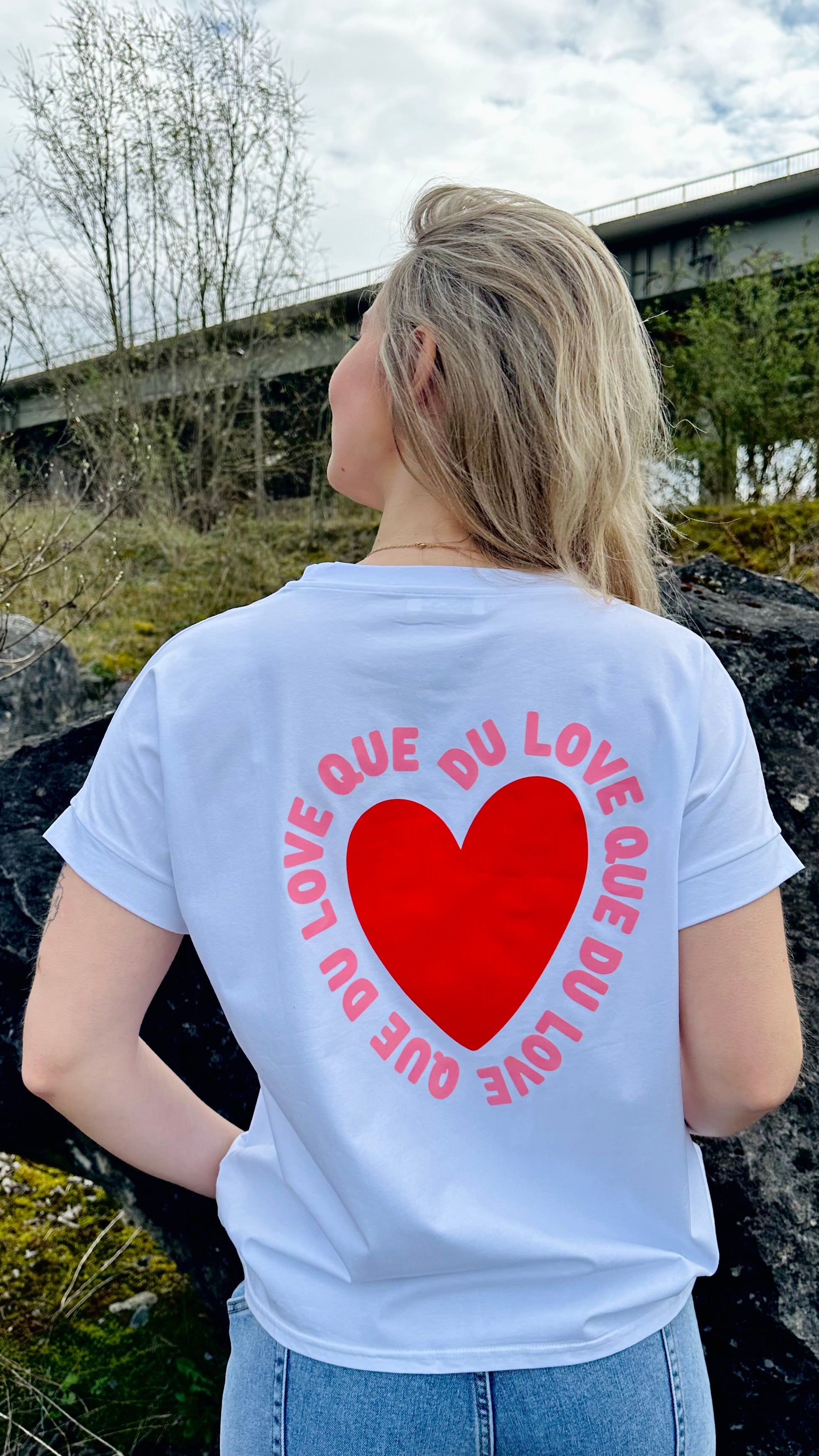 T-shirts femme oversize motifs cœurs – plusieurs modèles – Boutique RENA Belgique